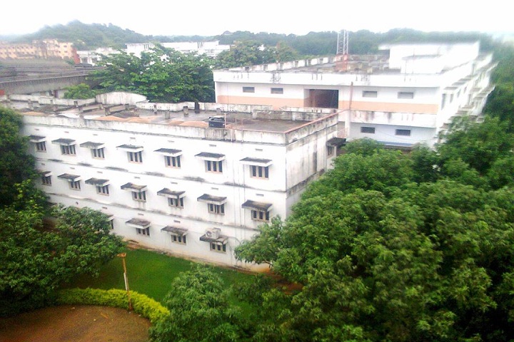 https://cache.careers360.mobi/media/colleges/social-media/media-gallery/6928/2020/6/1/Campus Back view of Sri Venkateswara College of Pharmacy Etcherla_Campus-view.jpg